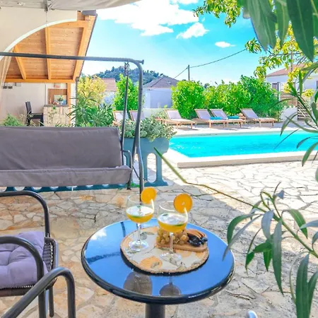 Apartment Barbara 3 By Guide Tribalj